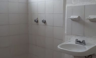 CERCA PREPA NORTE PRIVADA POCAS CASAS  A UNOS PASOS DE AV.SOMBRERETE Y PASEOS DE LA CONSTITUCION CON BUEN MANTENIMIENTO