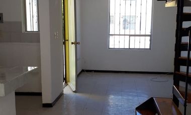 CERCA PREPA NORTE PRIVADA POCAS CASAS  A UNOS PASOS DE AV.SOMBRERETE Y PASEOS DE LA CONSTITUCION CON BUEN MANTENIMIENTO