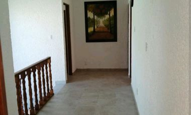 Casa en condominio con vigilancia las 24hrs. Burgos, Temixco
