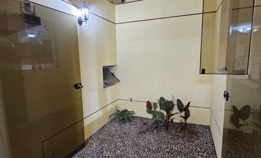 🏡 ¡Hermosa Casa en Alquiler! 🌳✨