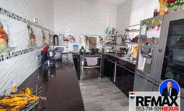 SE VENDE MUY AMPLIO DEPARTAMENTO DUPLEX EN LA VICTORIA