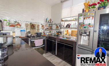 SE VENDE MUY AMPLIO DEPARTAMENTO DUPLEX EN LA VICTORIA