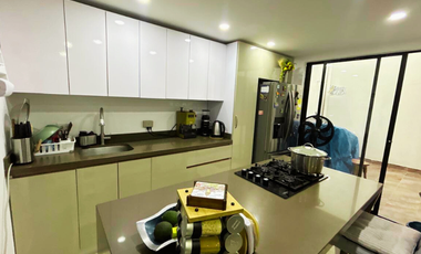 🏡 HERMOSA CASA EN UNIDAD ABIERTA – ESTRATO 4 ✨