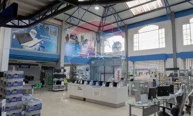 PROPIEDAD COMERCIAL EN VENTA - CENTRO DE IBARRA