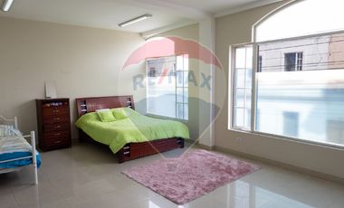 PROPIEDAD COMERCIAL EN VENTA - CENTRO DE IBARRA