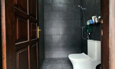 Di Jual cepat Rumah modern di komplek duren sawit jakarta timur