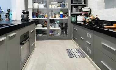 Di Jual cepat Rumah modern di komplek duren sawit jakarta timur