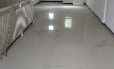 Jual Ruko Murah 3 Lantai Nol Jalan Raya Parkiran Extra Luas di Kebonsari Surabaya Selatan