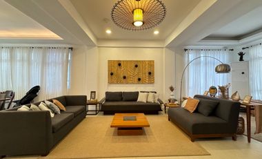 FS: Modern House & Lot in Mandaluyong City.