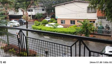 RENTO CASA EN SECTOR SURAMERICANA MEDELLIN