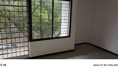 RENTO CASA EN SECTOR SURAMERICANA MEDELLIN