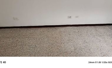 RENTO CASA EN SECTOR SURAMERICANA MEDELLIN