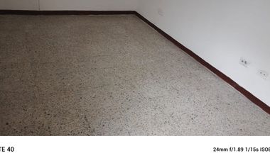 RENTO CASA EN SECTOR SURAMERICANA MEDELLIN