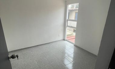 CASA EN VENTA UBICADA EN FUENTES DEL VALLE, TULTITLAN. LISTA PARA HABITAR, GRAN OFERTA!!!