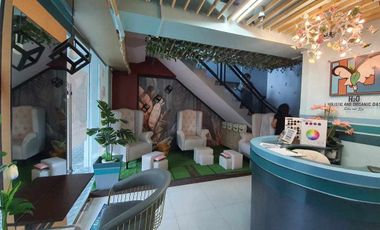 For Sale: Commercial Unit (Ground Floor ) at Azure Urban Resort Residences Bicutan