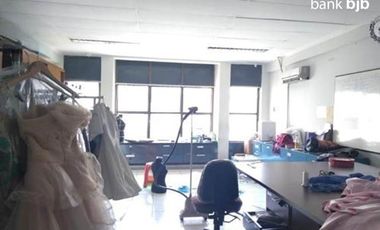 RUKO EMPAT LANTAI LELANG KAWASAN PECENONGAN