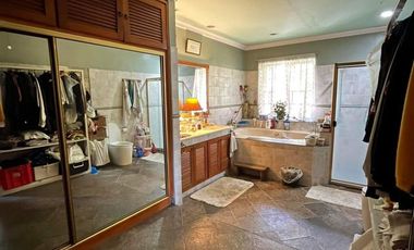 5BR HOUSE & LOT; LOYOLA GRAND VILLAS - MAKATI CITY - FOR SALE