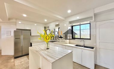 Grand 8 Bedroom House with Pool in Mandaue for Rent