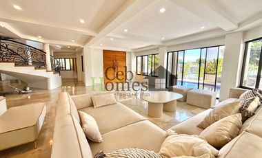 Grand 8 Bedroom House with Pool in Mandaue for Rent