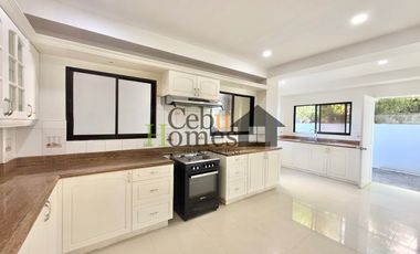 Grand 8 Bedroom House with Pool in Mandaue for Rent