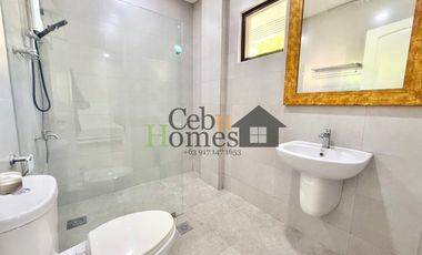 Grand 8 Bedroom House with Pool in Mandaue for Rent
