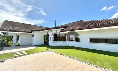 Grand 8 Bedroom House with Pool in Mandaue for Rent