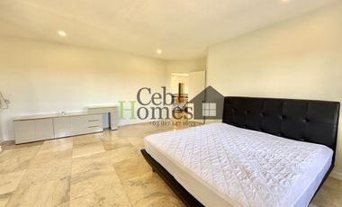 Grand 8 Bedroom House with Pool in Mandaue for Rent
