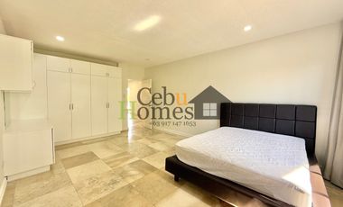 Grand 8 Bedroom House with Pool in Mandaue for Rent