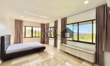 Grand 8 Bedroom House with Pool in Mandaue for Rent
