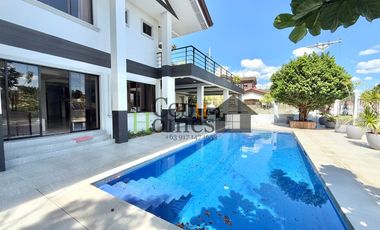Grand 8 Bedroom House with Pool in Mandaue for Rent
