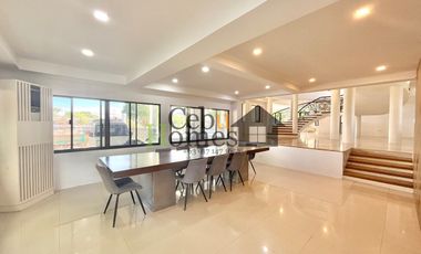 Grand 8 Bedroom House with Pool in Mandaue for Rent