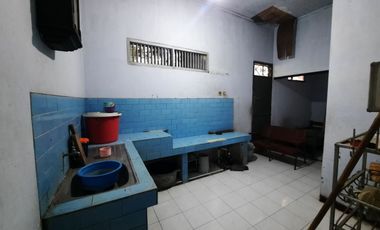 RUMAH DENGAN TANAH YANG LUAS & STRATEGIS DI PURWOHARJO COMAL