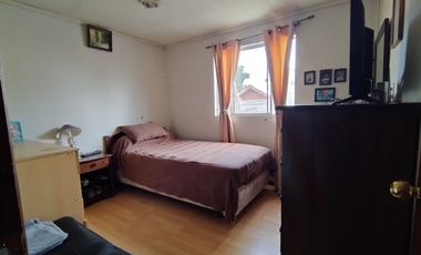 Se Vende cómoda y segura casa, ubicada en 20 Oriente con 9 1/2 sur.