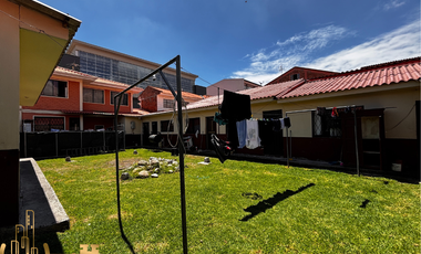 Casas Comerciales en Venta en Cuenca Frente al Mall del Batán
