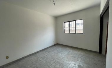 CASA EN VENTA  COLONIA CHAPALITA  , ZAPOPAN JAL.