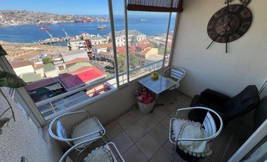 Se Vende Depto Vista Panorámica en Cerro Barón