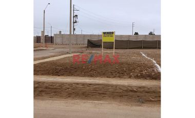 ¡¡ Excelente Oportunidad !! ¡¡ Venta De Terreno En Esquina Ubicado En El Bonito Condominio Urbanización Habilitacion Urbana Alameda Lima Sur – I Etapa