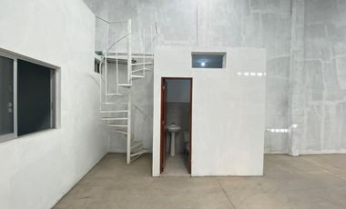 BODEGA EN RENTA EN RINCÓN DE URÍAS CON 313.5 mts.