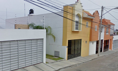 VENTA DE CASA EN BENITO JUAREZ, LA PIEDAD, MICHOACAN.