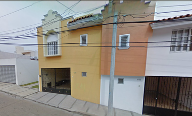 VENTA DE CASA EN BENITO JUAREZ, LA PIEDAD, MICHOACAN.