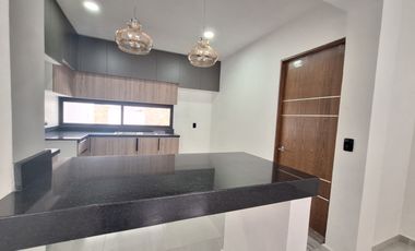 VENTA CASA EN PRIVADA COLONIA MARAVILLAS SUPER UBICADA