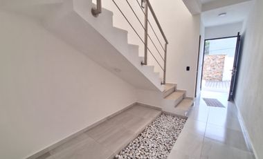 VENTA CASA EN PRIVADA COLONIA MARAVILLAS SUPER UBICADA