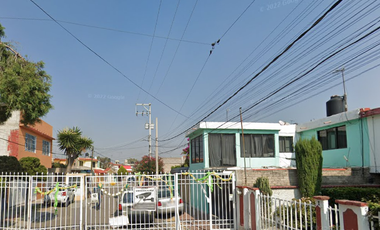GRAN CASA EN CONJUNTO HABITACIONAL VILLAS DE ECATEPEC!!