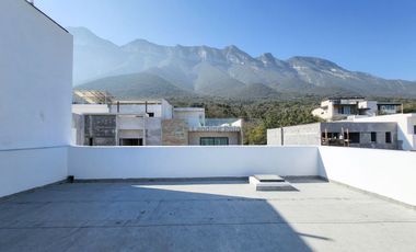 Exclusiva Casa en Venta Cumbres Elite Premier, Priv.Andes - Diseño Contemporáneo