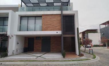 RENTA CASA AMUEBLADA, PARQUE CHIHUAHUA, LOMAS DE ANGELOPOLIS