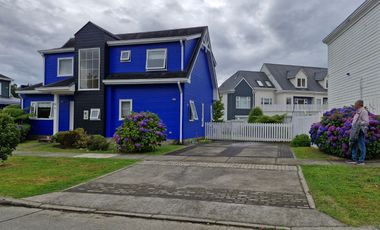 CASA 4   DORMITORIOS,  2 ESTEROS, PUERTO MONTT