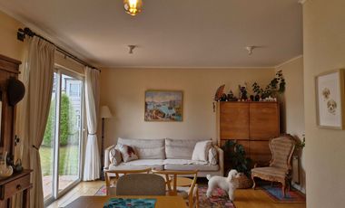CASA 4   DORMITORIOS,  2 ESTEROS, PUERTO MONTT