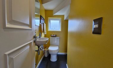 CASA 4   DORMITORIOS,  2 ESTEROS, PUERTO MONTT