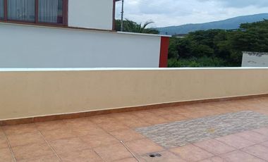 ARRIENDO CASA EN TUMBACO - CONJUNTO MIRA CETI