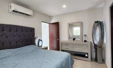 En RENTA Casa con o sin Muebles en Lomas de la Rioja